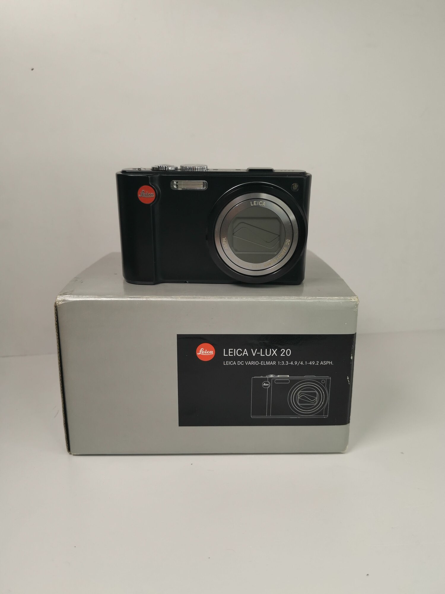 Фотоаппарат Лейка Leica V-LUX 20 box реставрация