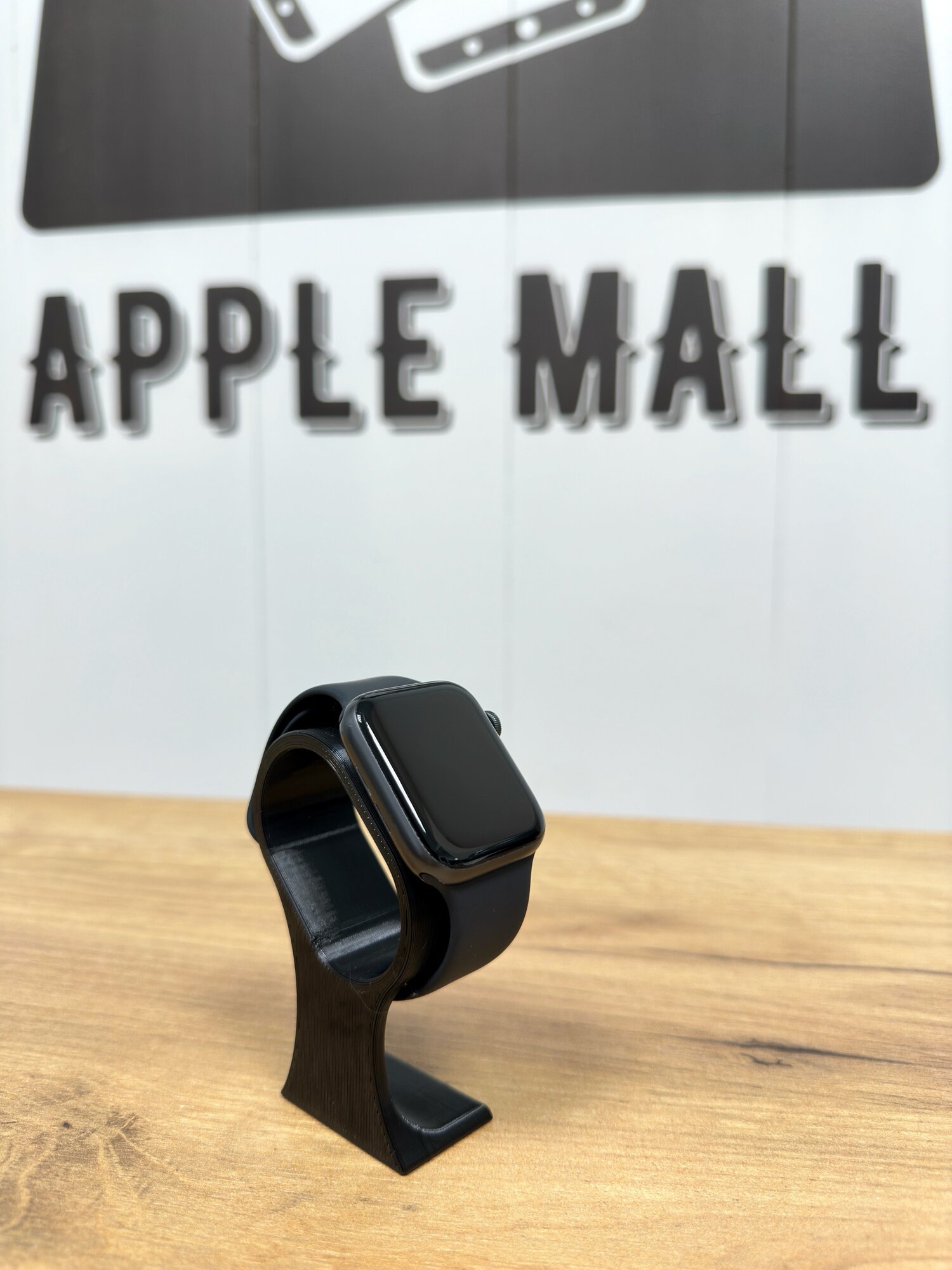 Умные часы Apple Watch Series SE Gen 1 44 мм Aluminium Case GPS, серый космос/тёмная ночь