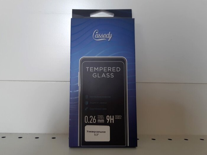 Защитное стекло Cassedy 0.26mm универсальное 5.3"