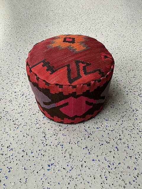 фото Пуф ручной работы из килима vol.11