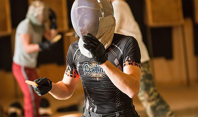 Тренировка по ножевому спортивному бою 1 чел. в составе группы 1.5 ч. (Москва)