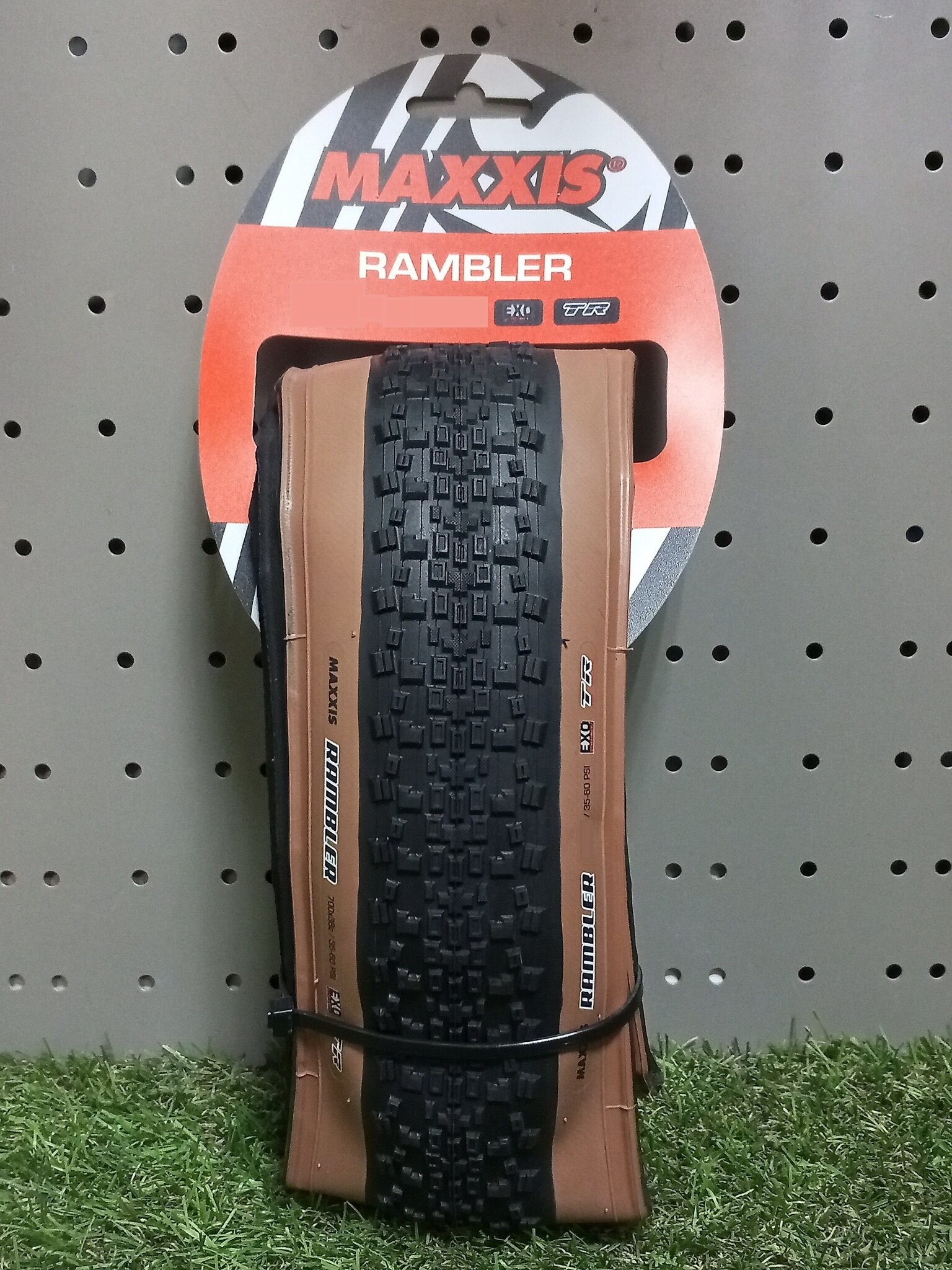 Покрышка Maxxis Rambler, 700x40c, EXO/TR, Dark Tan Wall, кевларовый корд (TB00329600)