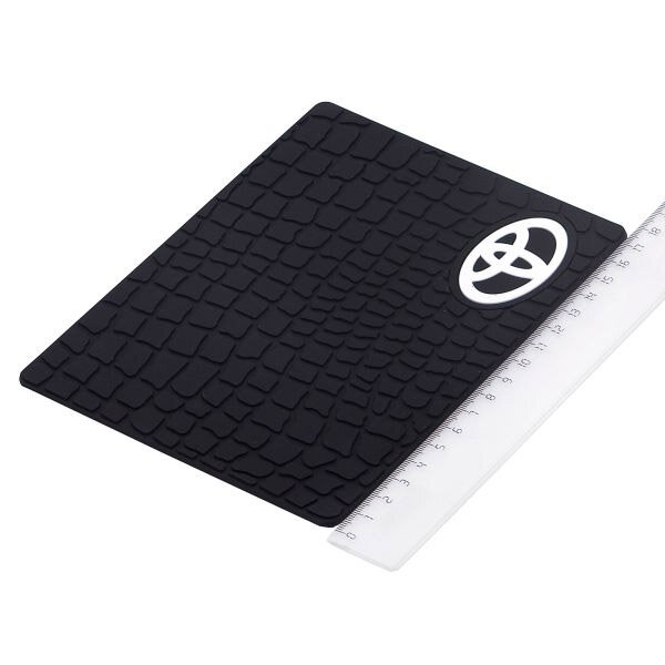 фото Коврик на панель противоскользящий Skyway 17,5 х 13,5 см плоский под крокодила Toyota SKYWAY HX-25 TOYOTA | цена за 1 шт