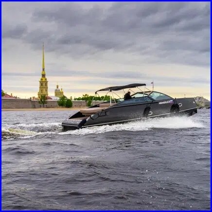 Подарочный сертификат "Прогулка по разводным мостам на катере Black Boat", в подарочной упаковке, Санкт-Петербург