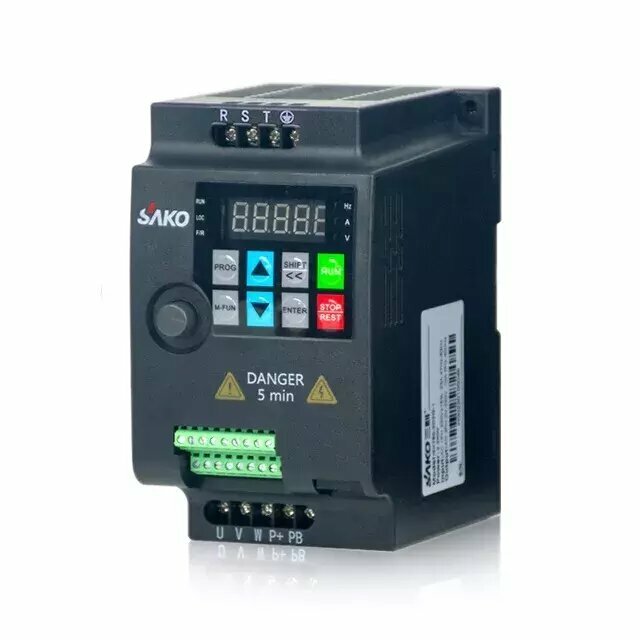 Частотный преобразователь SAKO SKI780-4D0-4 4 кВт 380В