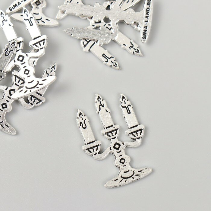 фото Декор металл для творчества "Канделябр со свечами" 2,5х1,7 см - 10 шт.