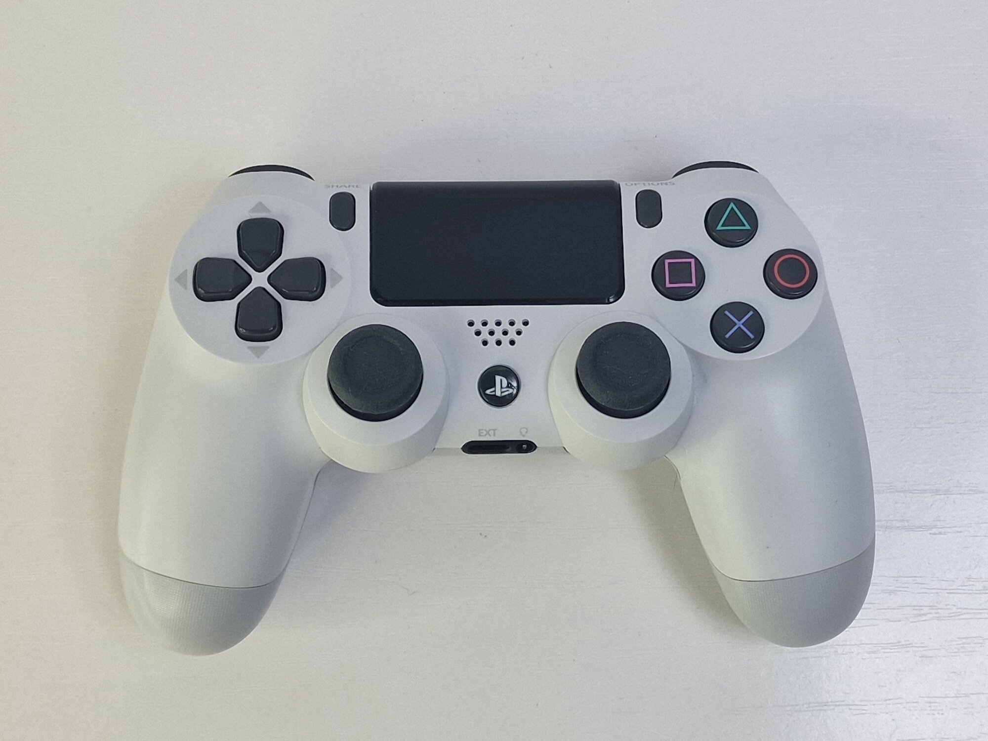 Геймпад Sony DualShock 4 v2 CUH-ZCT2E, Белый ледник оригинал