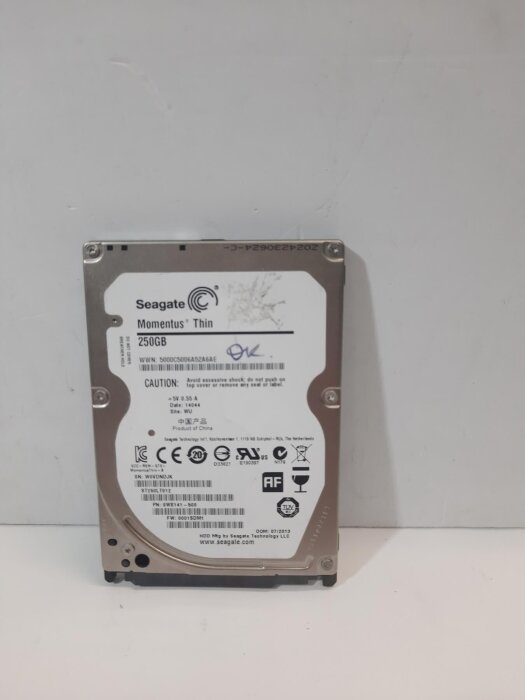 Жесткий диск 2.5" 250Gb Sata Seagate ST250LT012