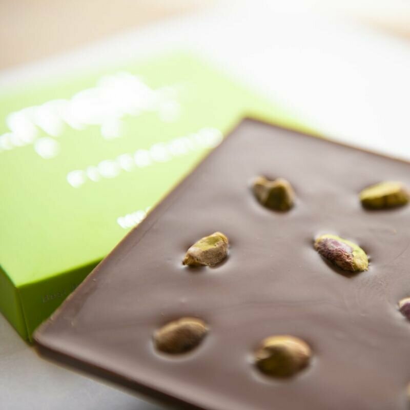 Набор шоколада Melt Chocolates с фрутками и орехами - фотография № 2