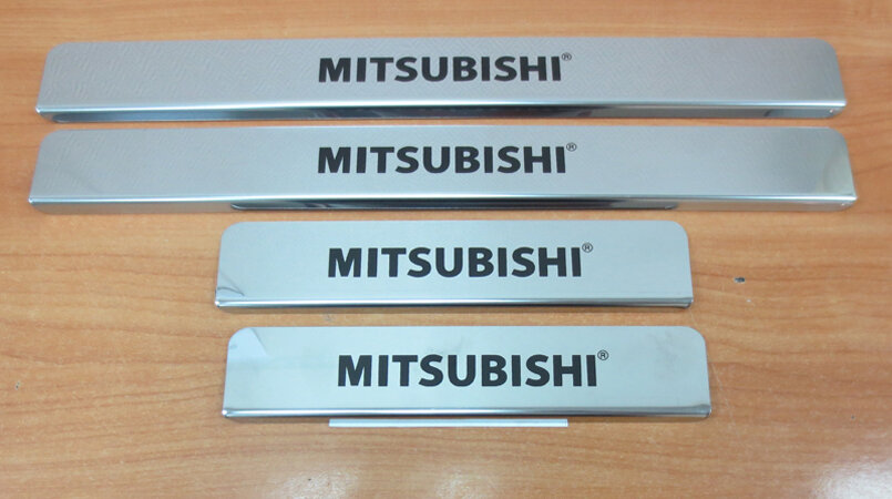Накладки на пороги Mitsubishi из нержавеющей стали (комп 4шт.)
