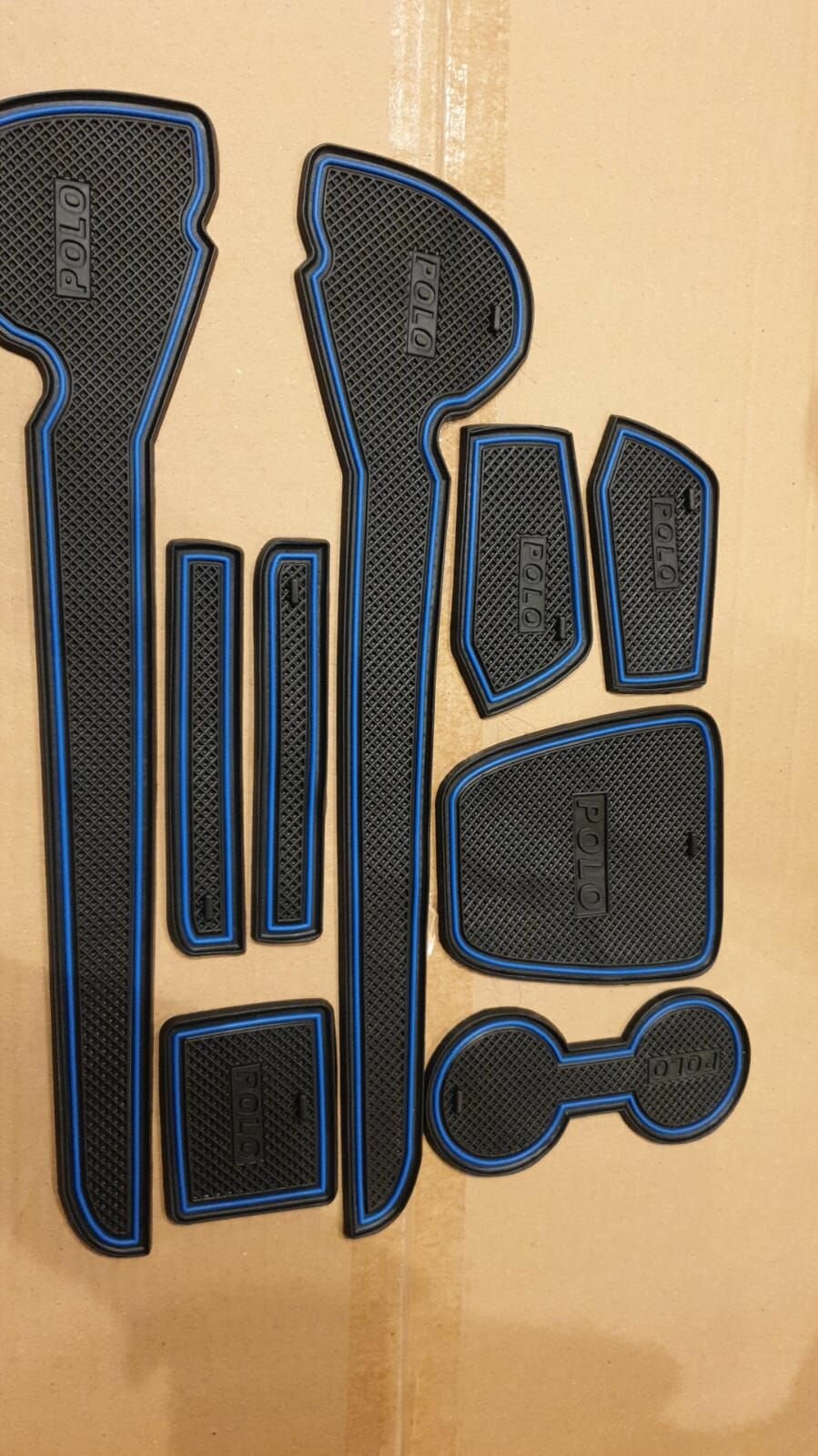 фото Коврики в ниши салона VOLKSWAGEN Polo 2010- (кромка синяя)