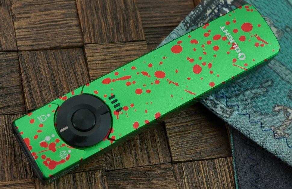 фото Ручной фонарь с лазерным целеуказателем Olight Arkfeld Pro Zombi Green CW