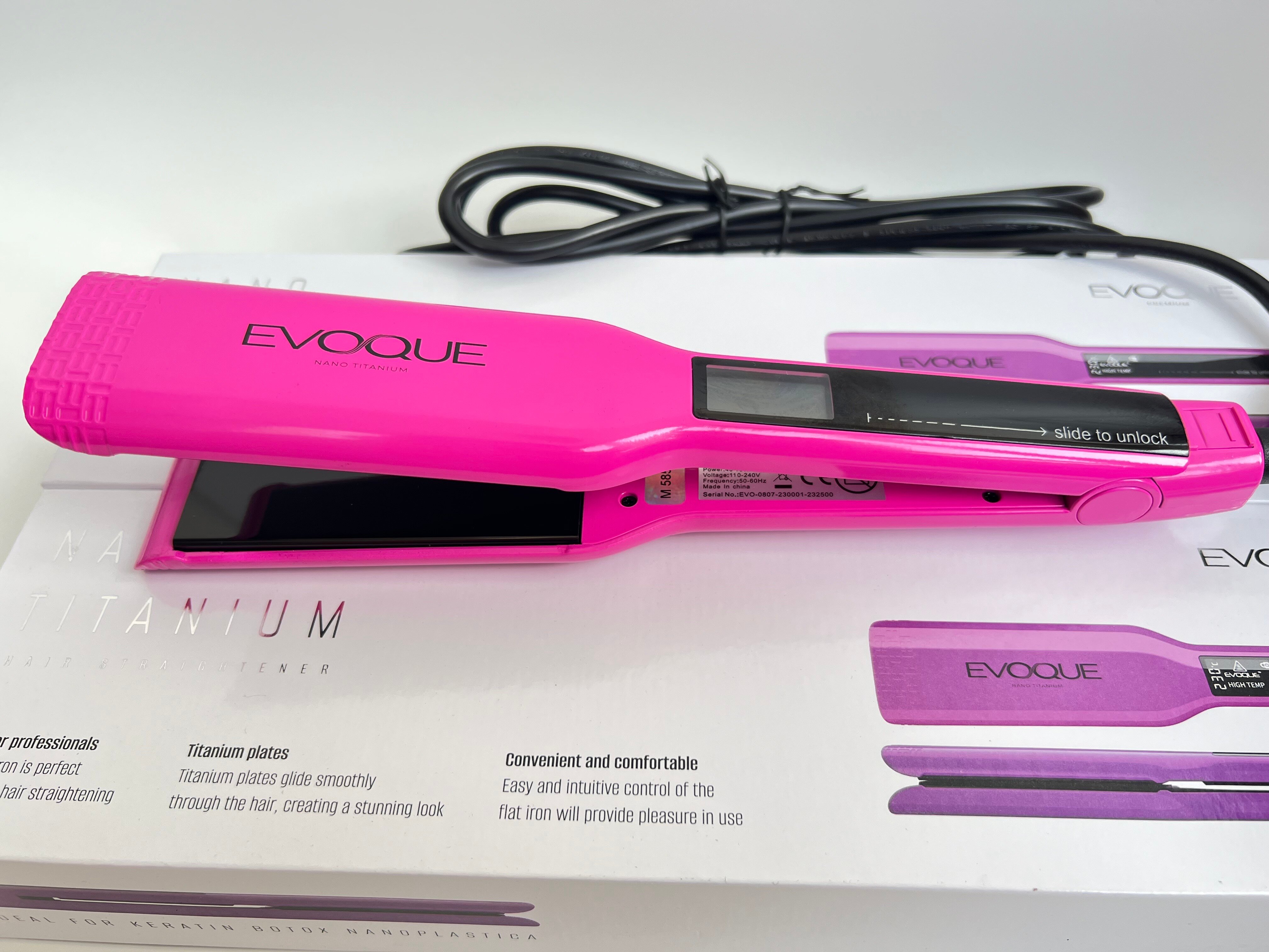 Утюжок EVOQUE выпрямитель с широкими пластинами TouchScreen Nano Titanium Wide пурпурный