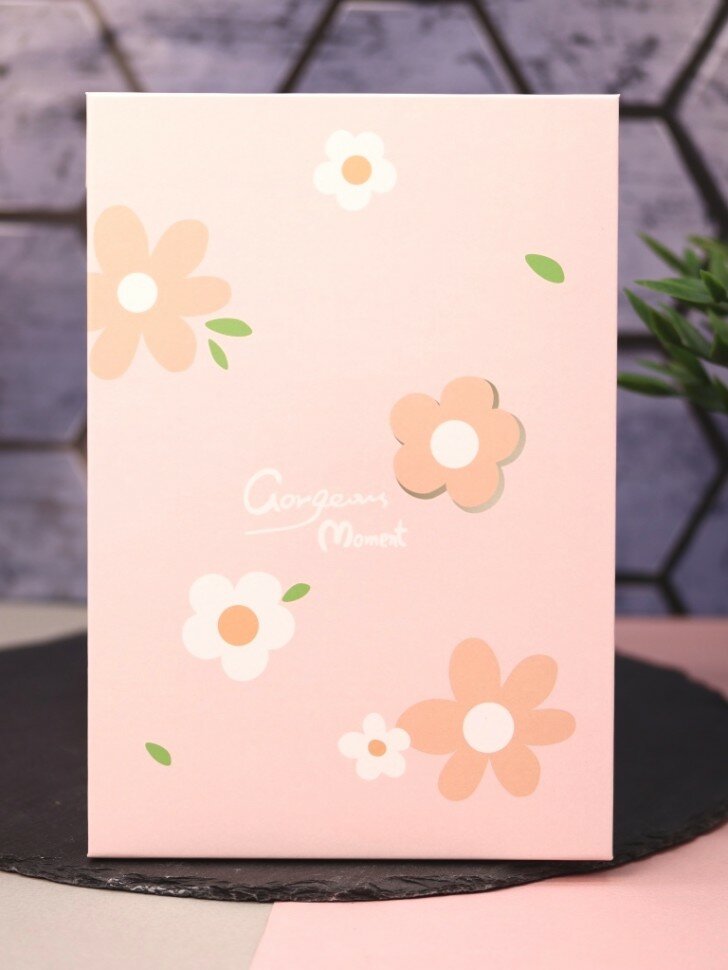 фото Зеркало "Gorgeous moment", pink