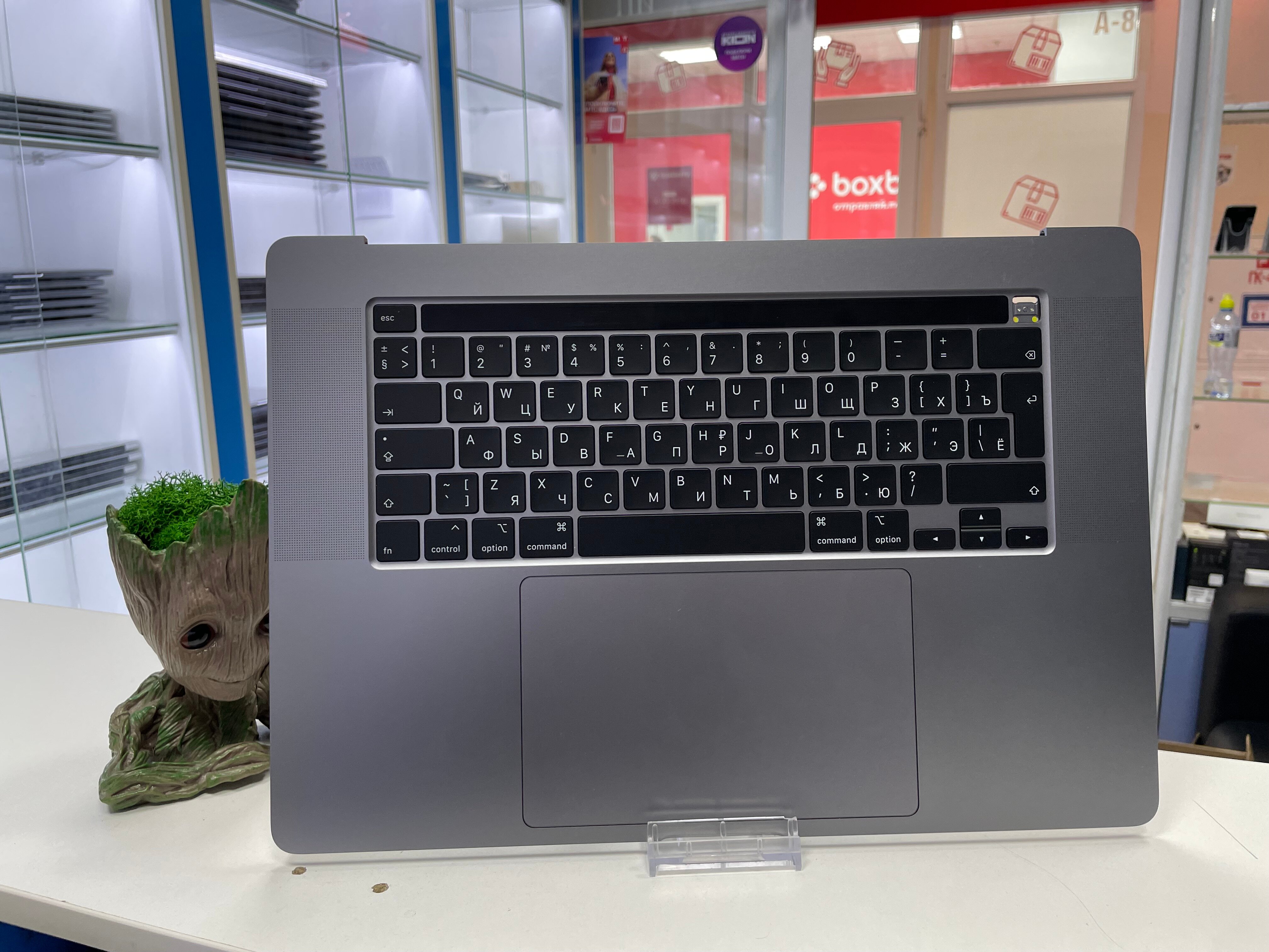 Топкейс Macbook Pro 16 2019 A2141 Space Gray