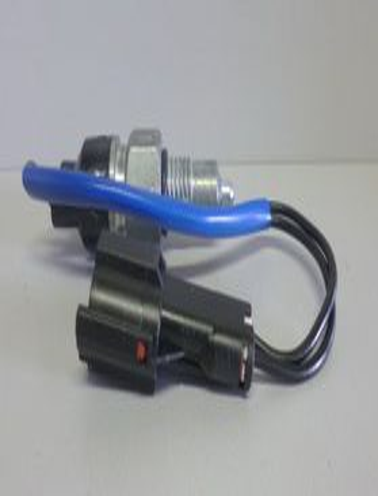 фото Датчик (выключатель) заднего хода Matiz, Spark 0.8 M/T