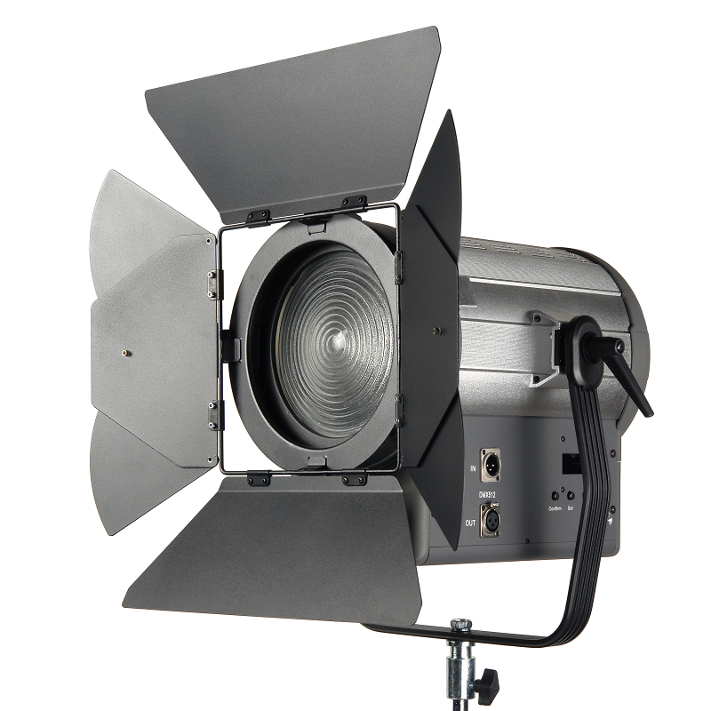 Осветитель студийный GreenBean "Fresnel 300 LED X3 DMX"