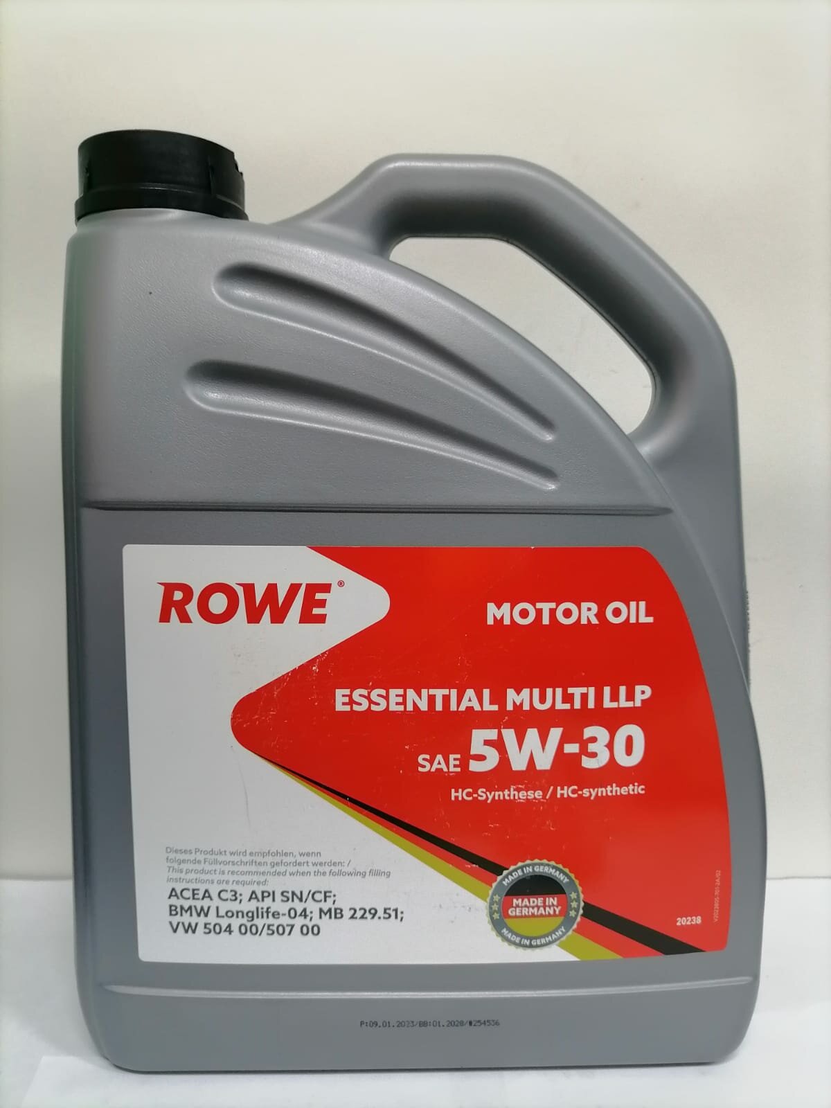 Моторное масло ROWE ESSENTIAL MULTI LLP SAE 5W-30 4 л артикул 20238-453-2A