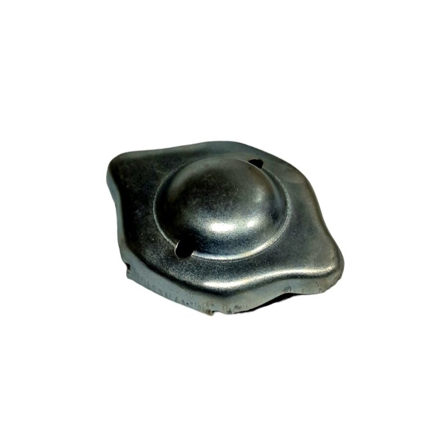 фото Крышка расширительнго бачка (железная с резиновой прокладкой) ВАЗ 2101,ГАЗ 24-1311065