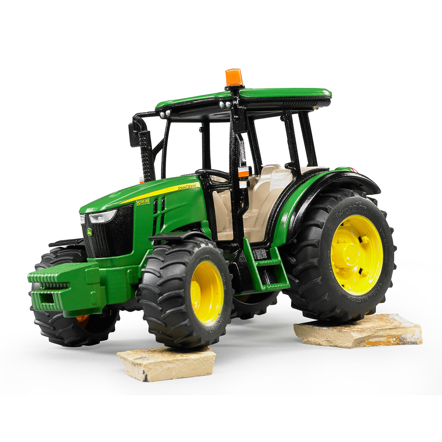 Трактор Bruder John Deere 5115M (02106) - фото №3