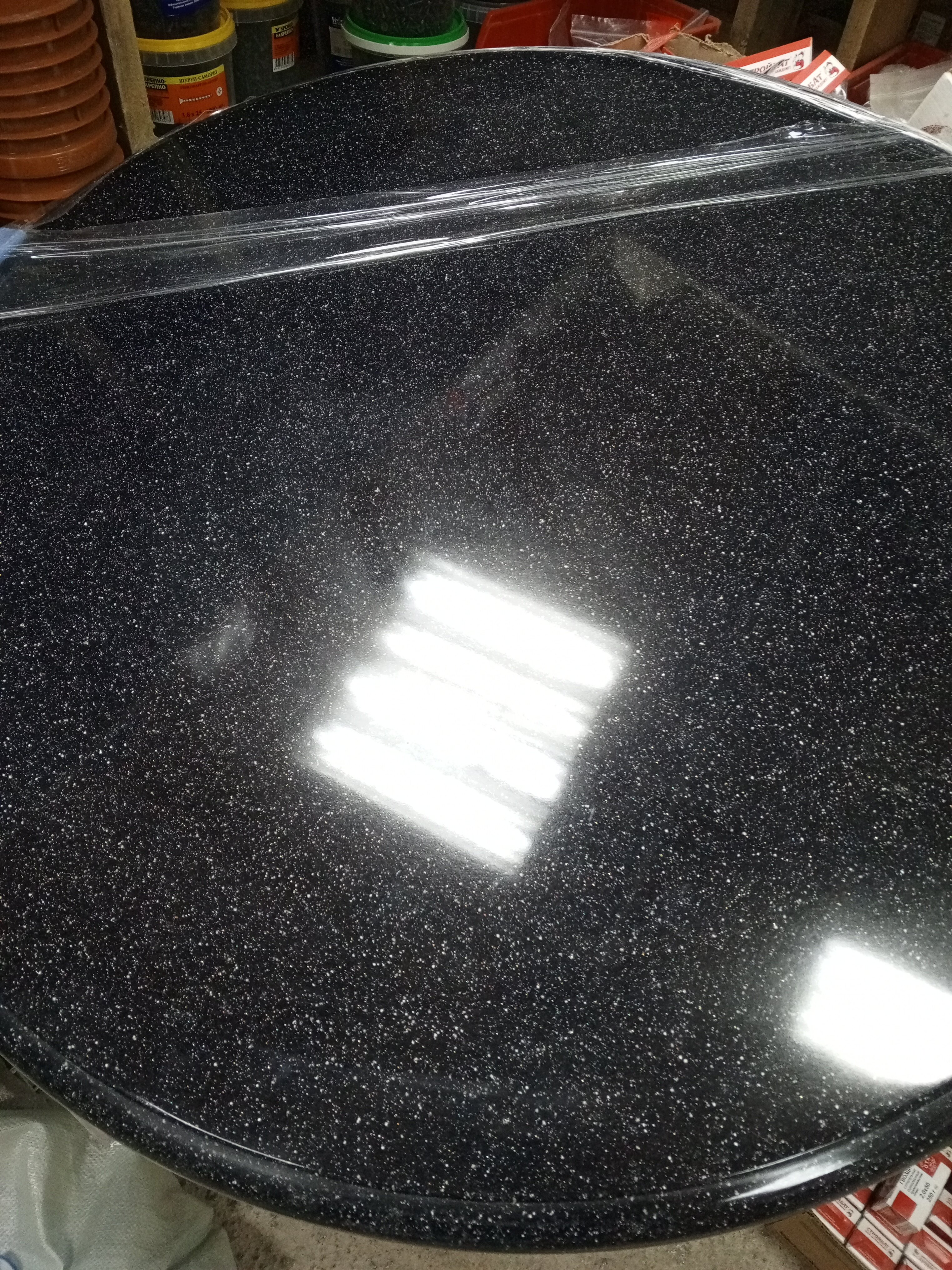 фото Столешница искусственный камень круглая 900 мм