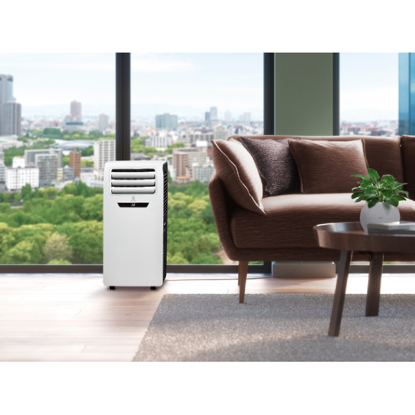 Кондиционер мобильный ELECTROLUX Manhattan EACM-07 FM/N3 белый/черный - фото №9