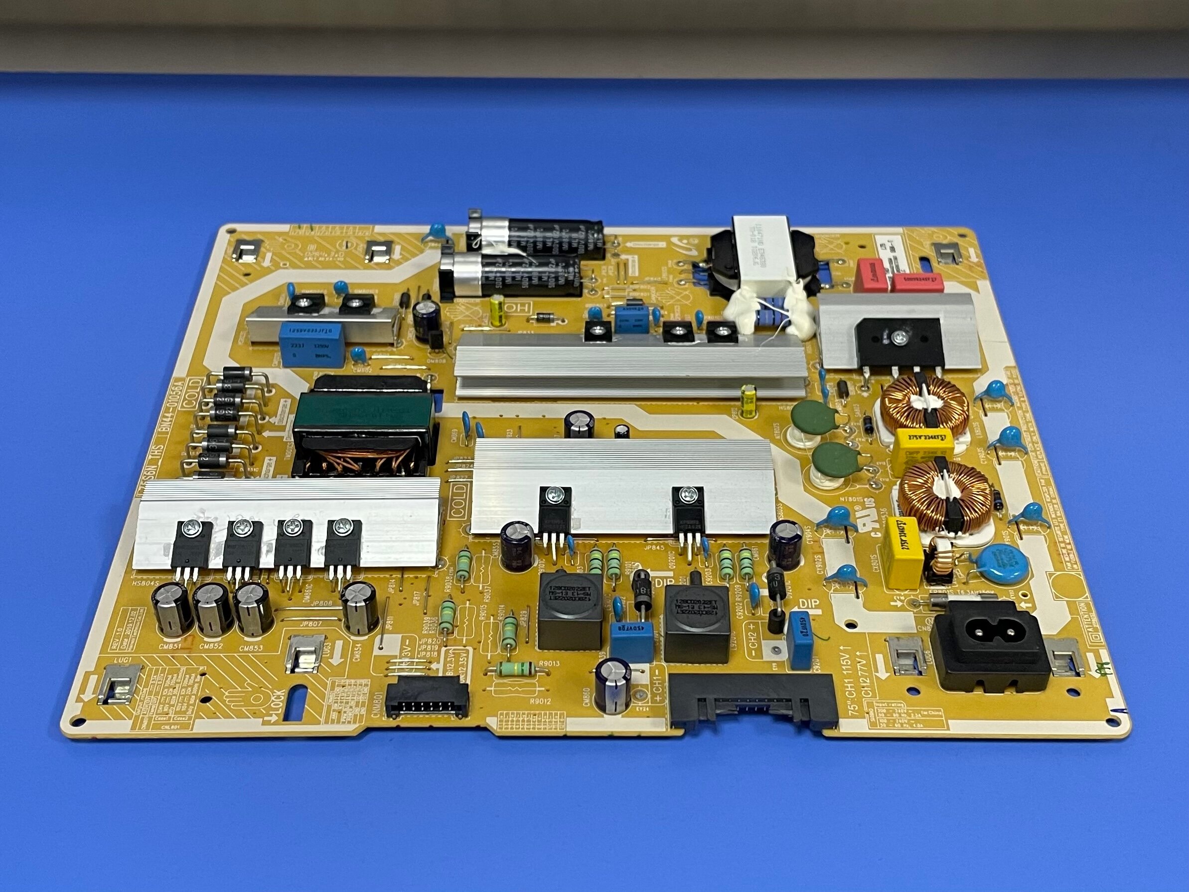 Блок питания BN44-01088A телевизора Samsung UE70TU7170U