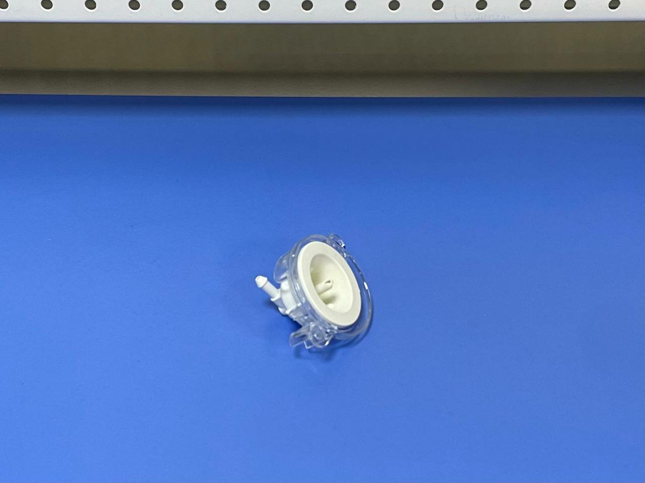 фото Порт резервуара для воды парогенератора Philips GC8962/40