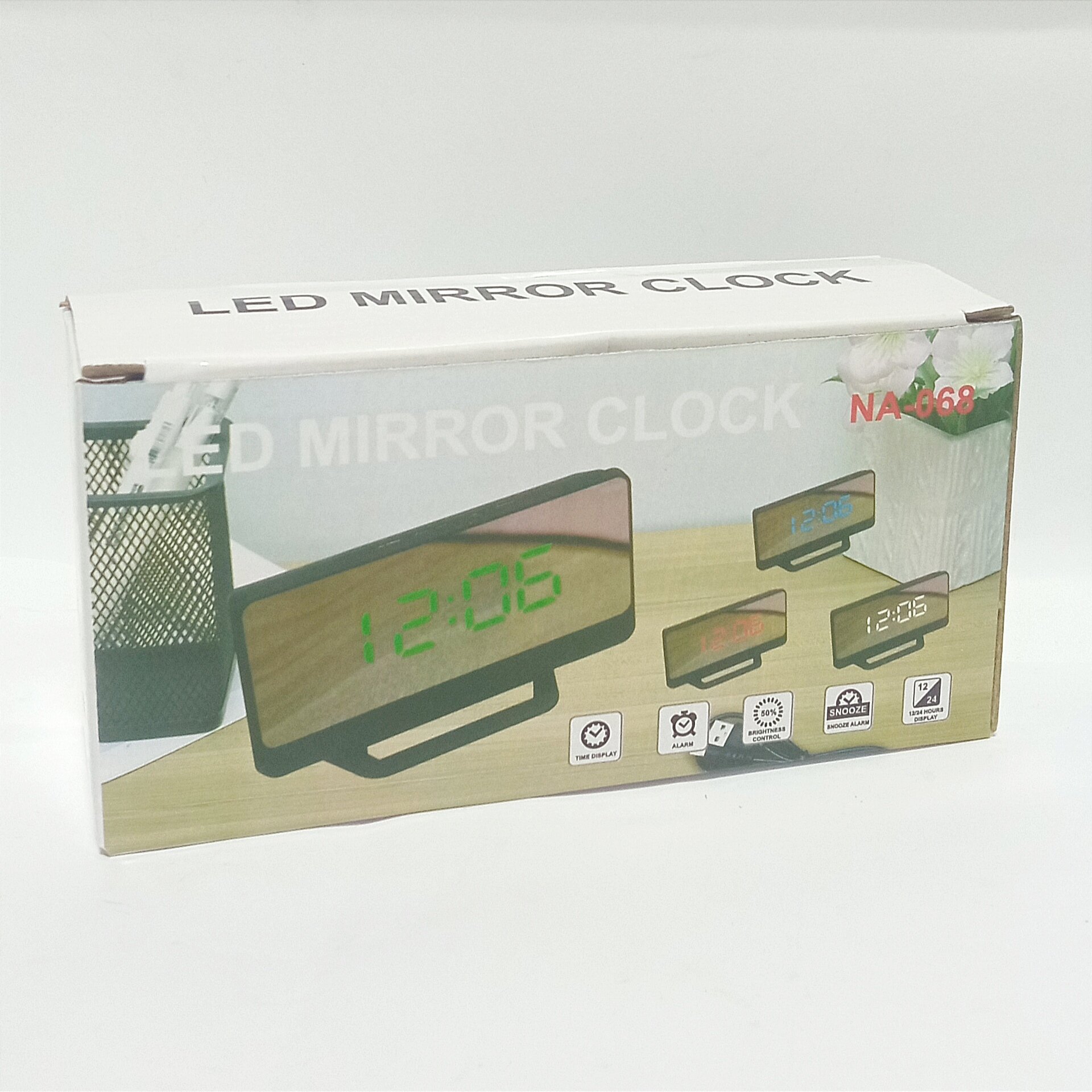 Часы зеркальные LED MIRROR NA-068 Зеленое свечение USB (черный) - фотография № 7
