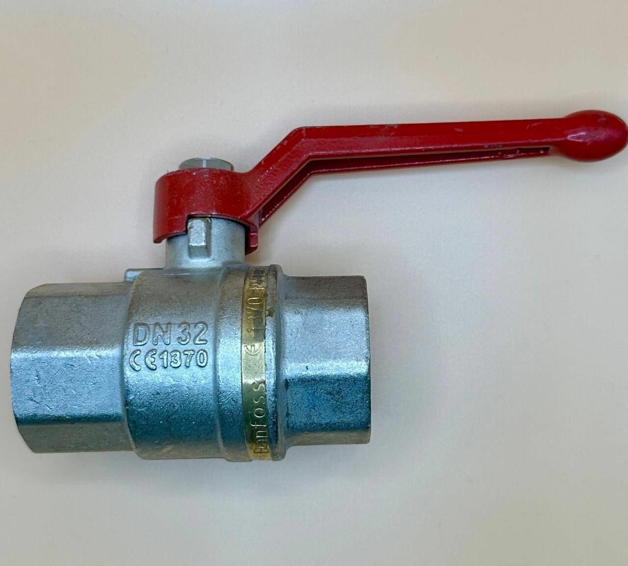 фото Кран шаровой BVR Danfoss DN32 PN 40 полнопроходной ручка-рычаг