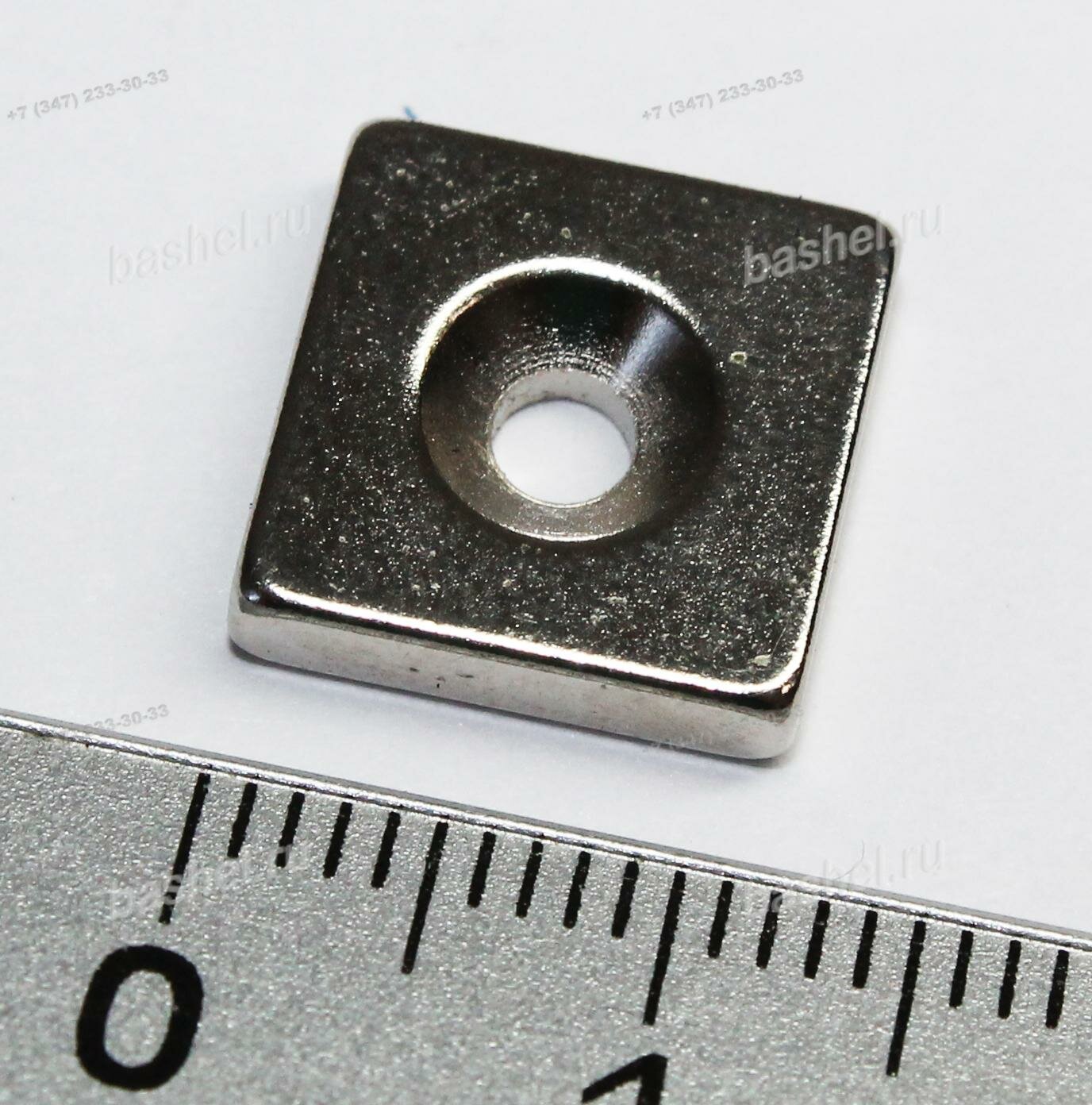 Магнит с зенкованным отверстием под шуруп -165- 12x12x3mm d-3 (2кг.)