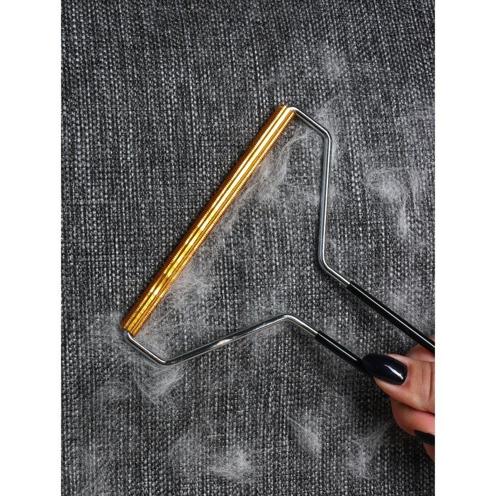 фото Скребок для чистки одежды, ковров, мебели 18x12.5 см, ПВХ ручка