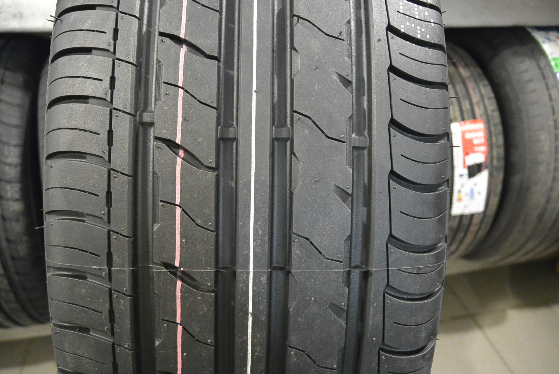 Летняя шина 245/45 R20 Royal Black Royal Performance 103W XL 2023гв В наличии на сегодня, Доставка на завтра