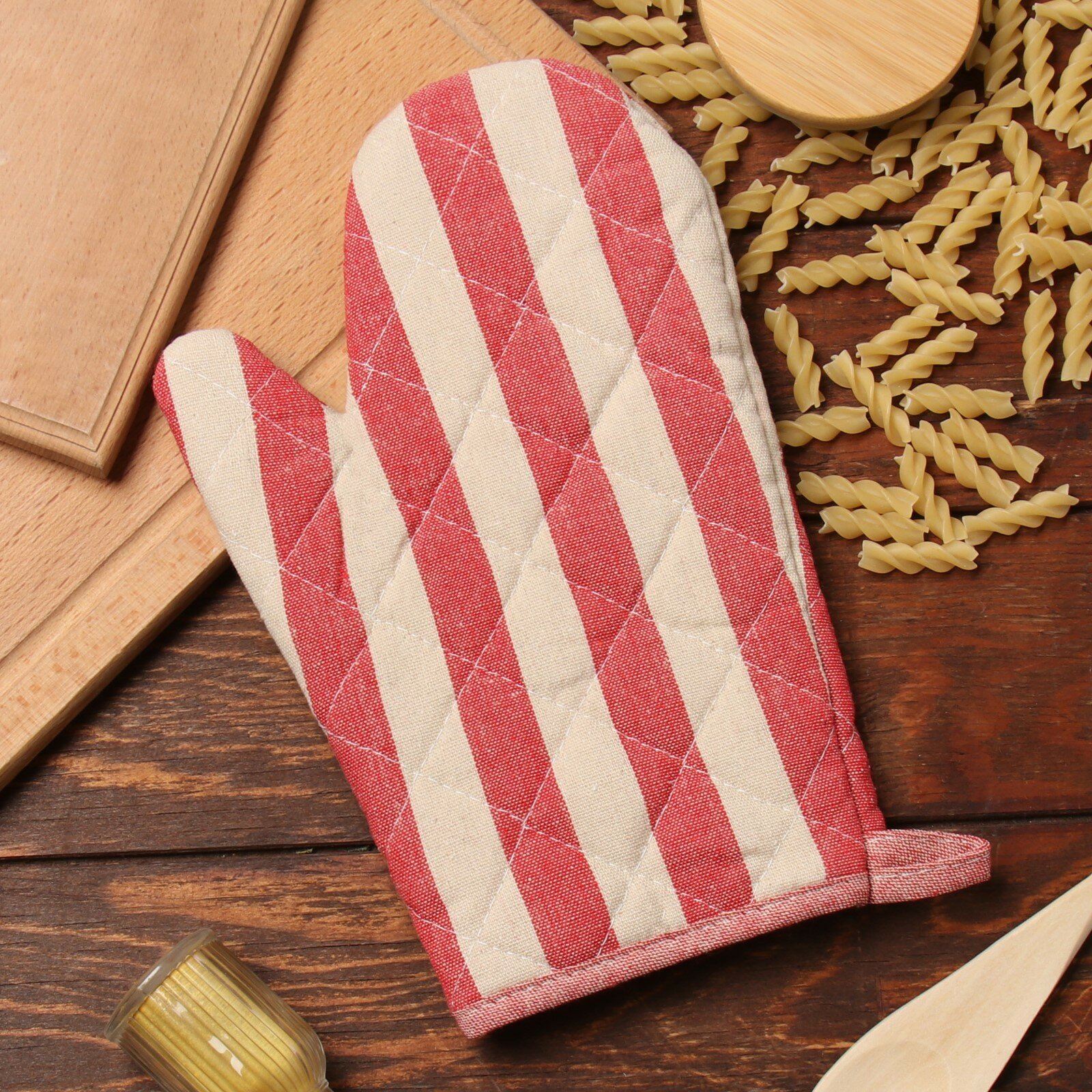 фото Варежка-прихватка Доляна Полоса цв.красный 28х17см,50% п/э 50% хл