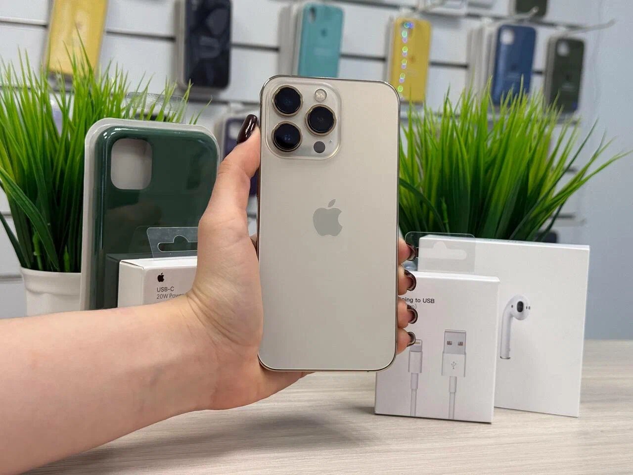 Смартфон Apple iPhone 13 Pro Max 1 ТБ RU, nano SIM+eSIM, золотой