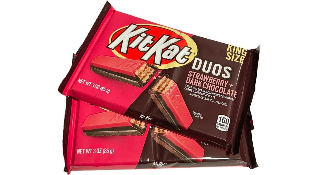 Батончик KitKat Duos Strawberry&Chocolate 42 гр. 2шт