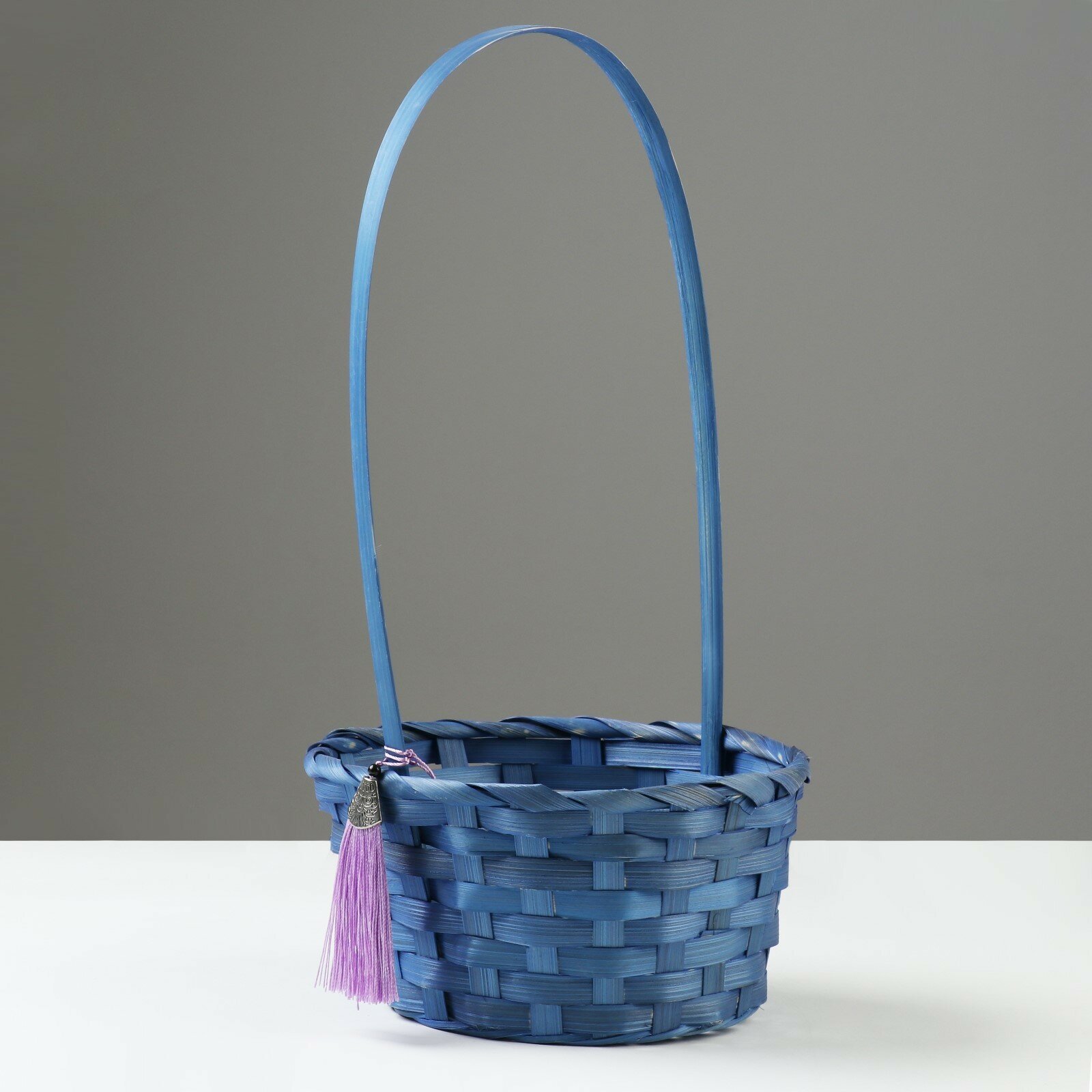 фото Корзина плетеная, D19 х 9 х 32 см, синяя, бамбук