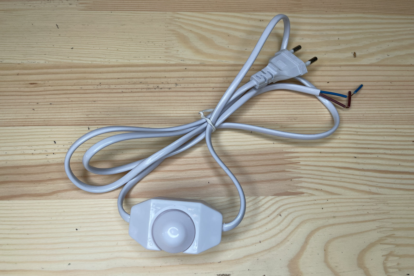 Шнур с вилкой для бра с диммерами 100W 1,5m, 2 шт