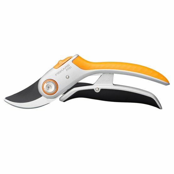 Секатор плоскостной металлический Fiskars Plus™ PowerLever P751