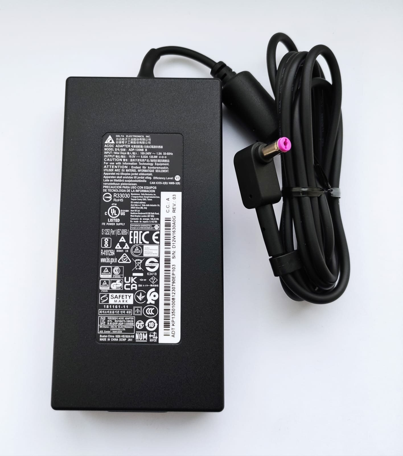 Блок питания для ноутбука Acer Nitro 5 PA-1131-26 A18-135P1A ADP-135NB B 19.5V-6.92A 135W (5.5x1.7)
