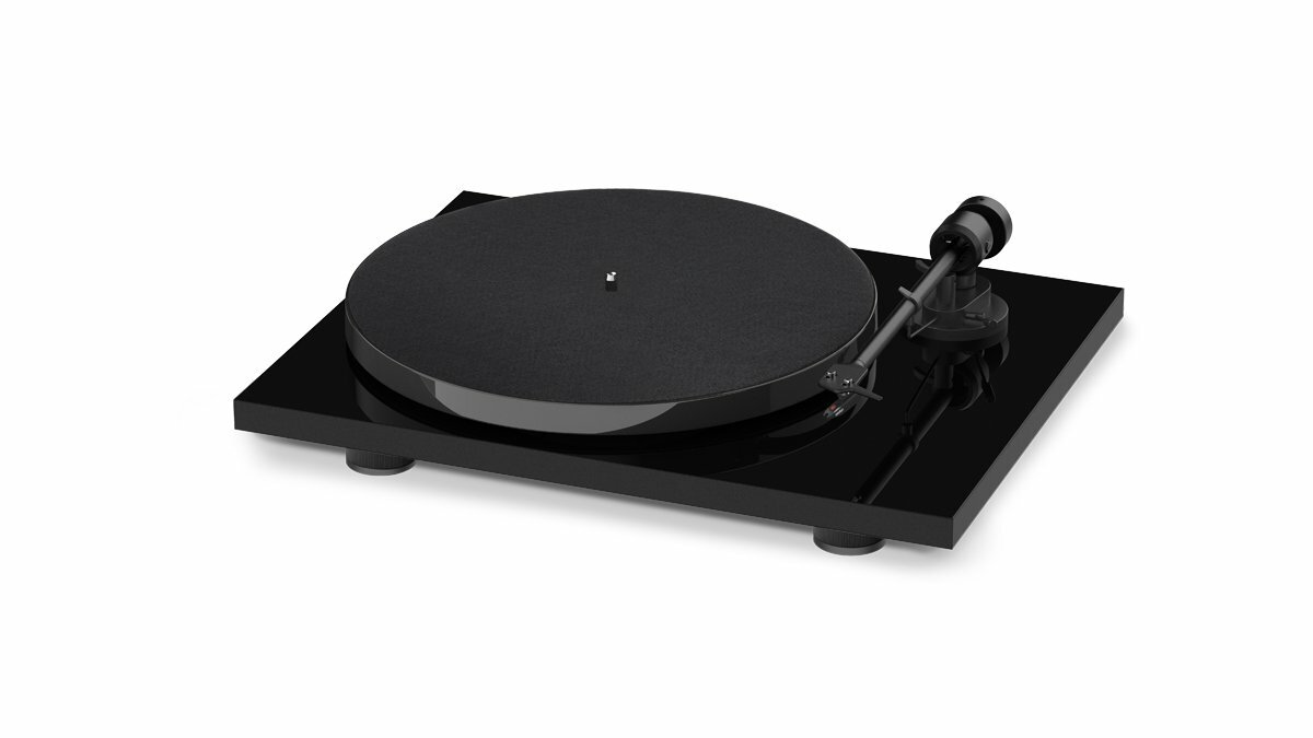 Виниловый проигрыватель PRO-JECT E1 High Gloss Black OM5e UNI