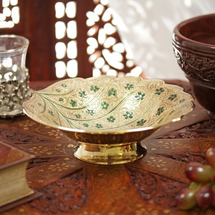 фото Блюдо "Листочек" латунь (цветная эмаль) 16,5х16,5х5 см