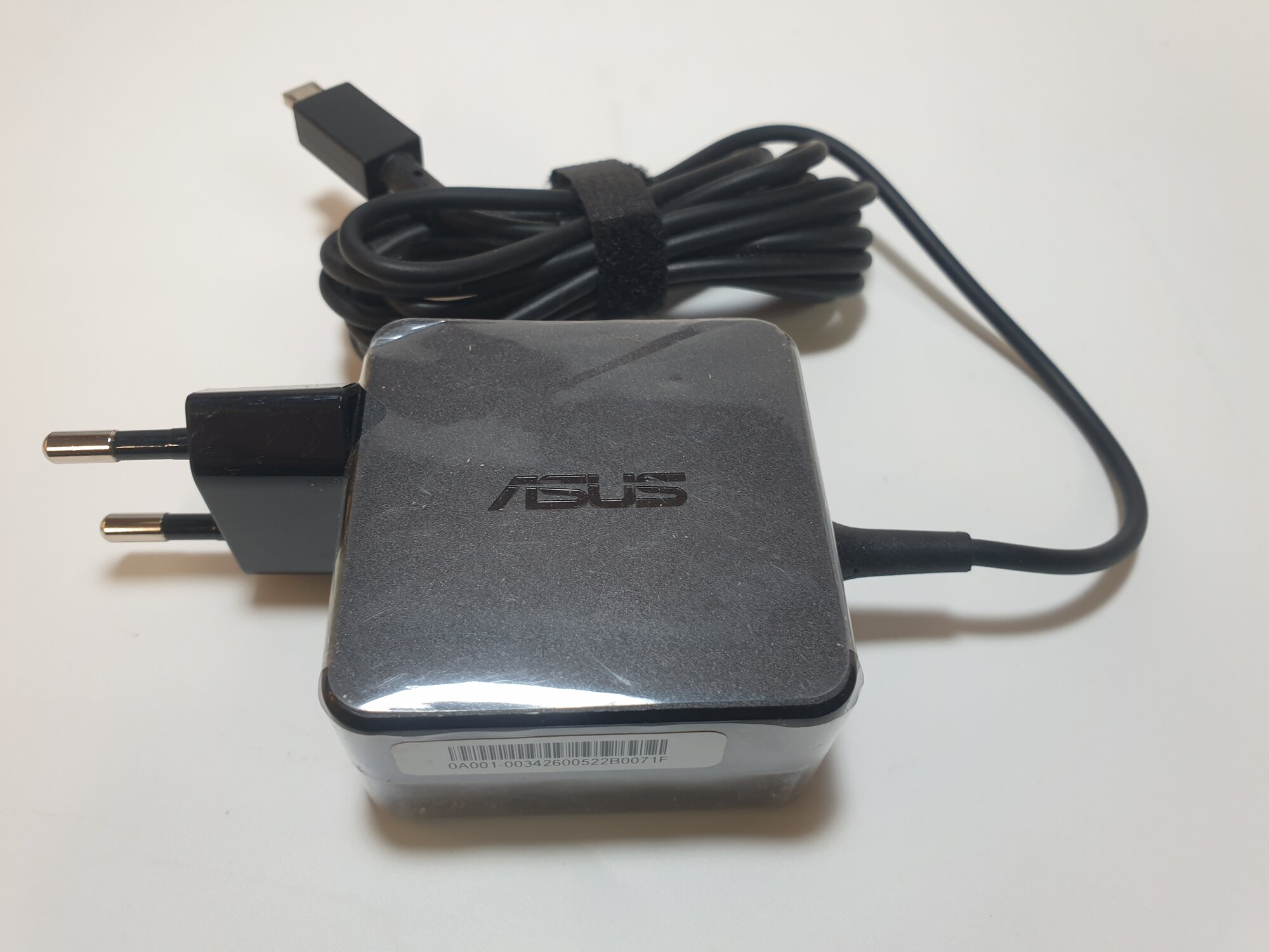 Блок питания Asus 19V 1,75A, 33W M-Plug, AD890026