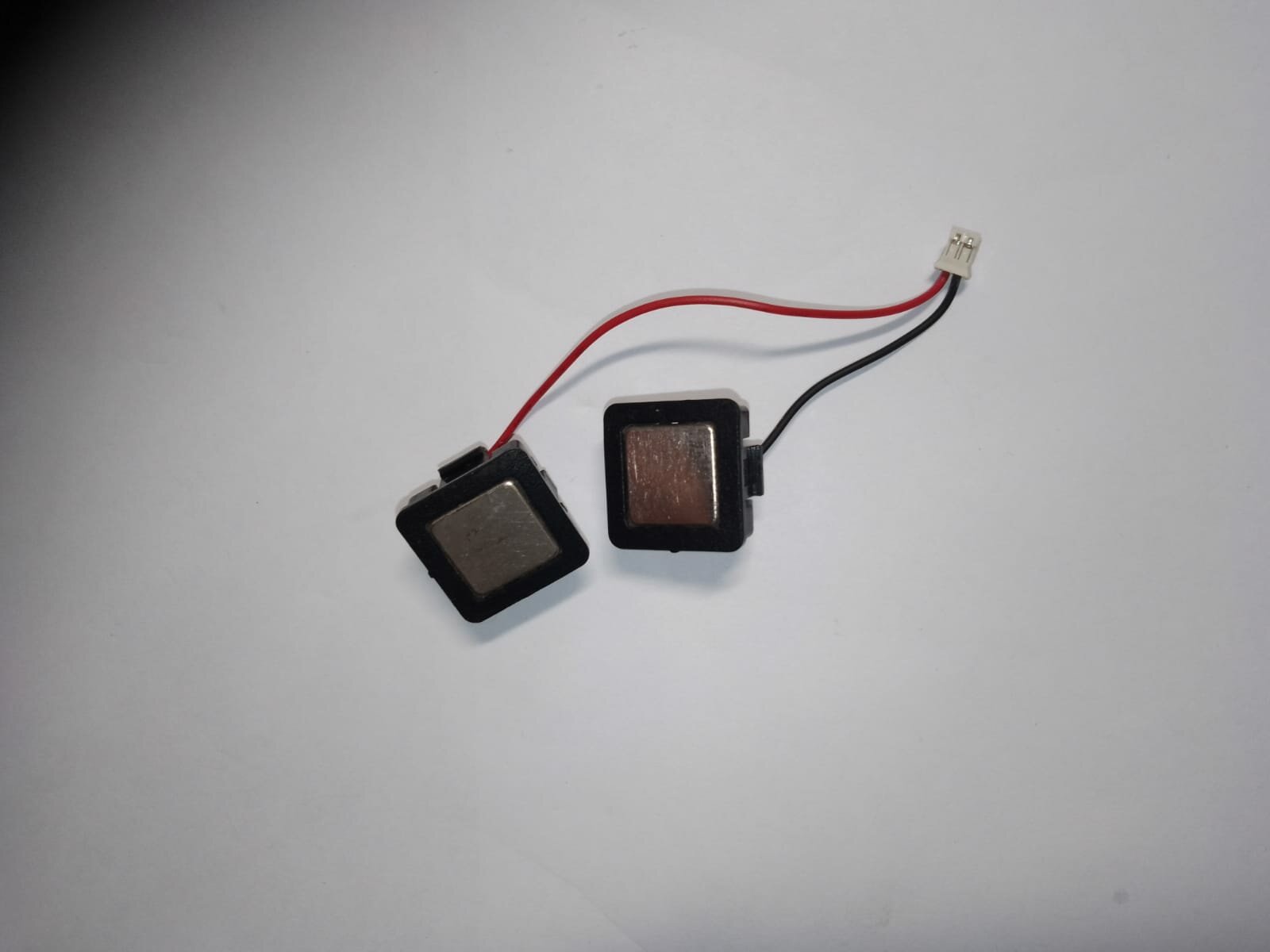 фото Контакты зарядки робота пылесоса зарядки ILIFE robotic vacuum cleaner model:V55