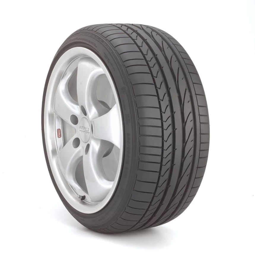 Шина Bridgestone Potenza RE050A 275/40 R18 99Y AM8 летняя