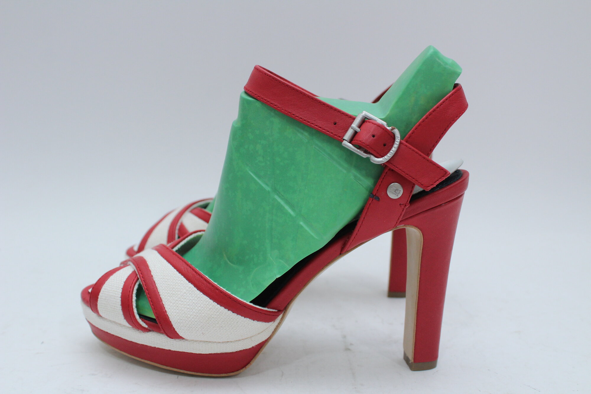 Tommy Hilfiger Босоножки из натуральной кожи, 38