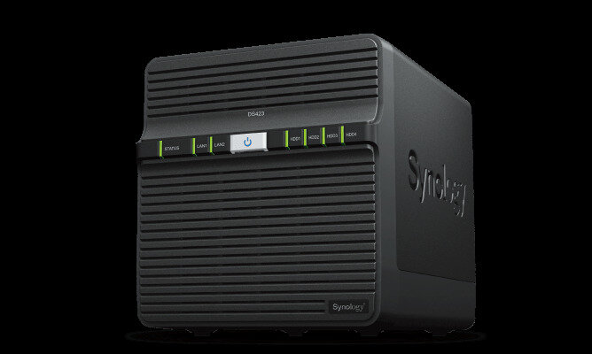 Synology QC 11GhzCPU/2Gb/RAID011056/upto 4HP HDD SATA(3.5' 2.5')/2xUSB3.2/2xGbE/iSCSI/2xIPcam(up to 30)/1xPS/1YW repl DS418