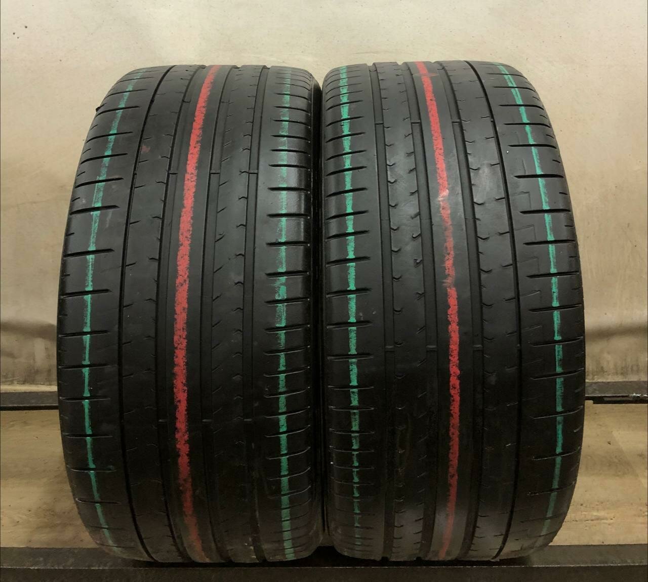 Pirelli P Zero PZ4 285/35 R20 БУ Шины Летние