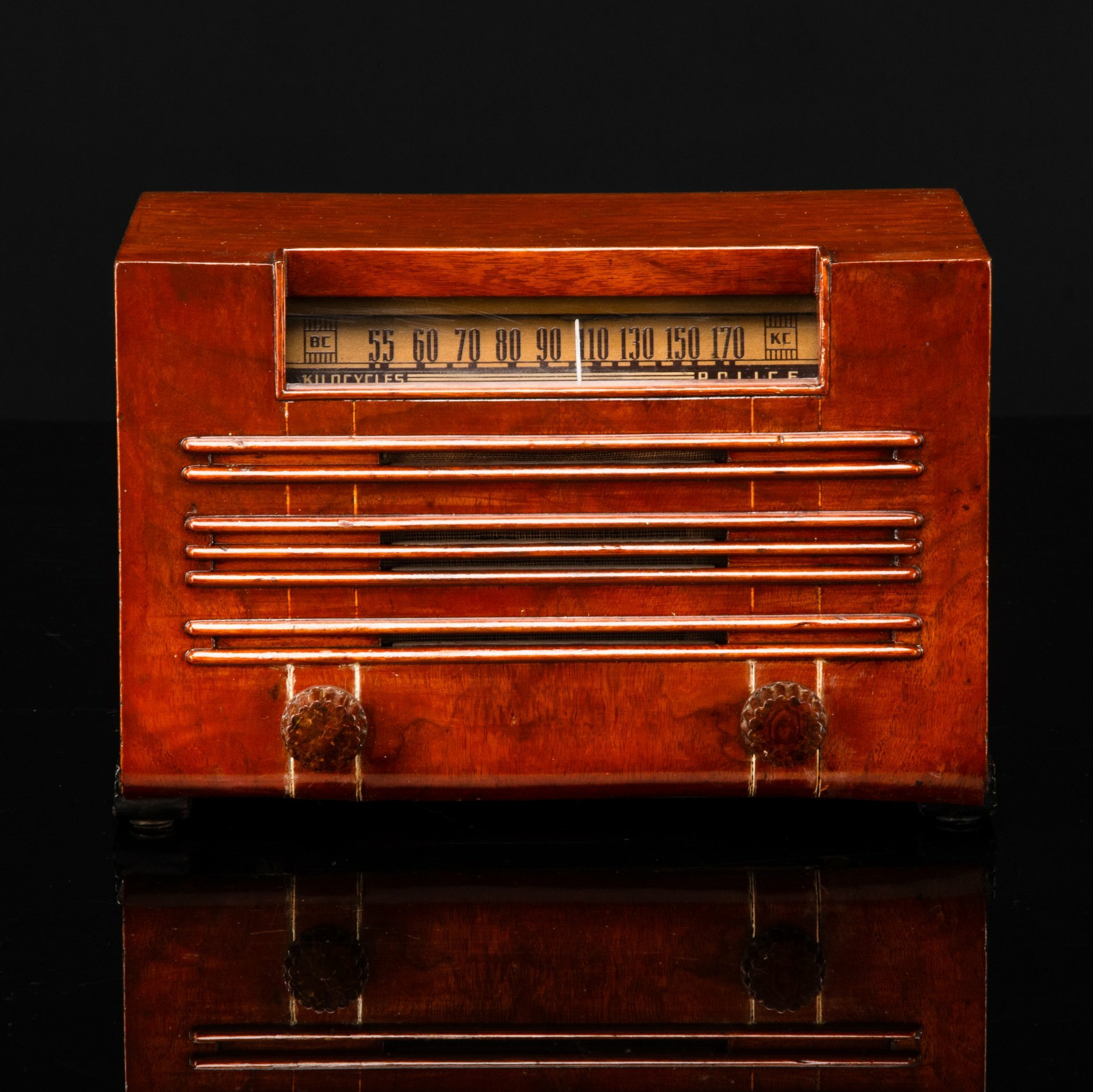 Радио кабинетное "Cabinet by Ingraham", General Electric, дерево, металл,стекло, бакелит, США, 1942 г.