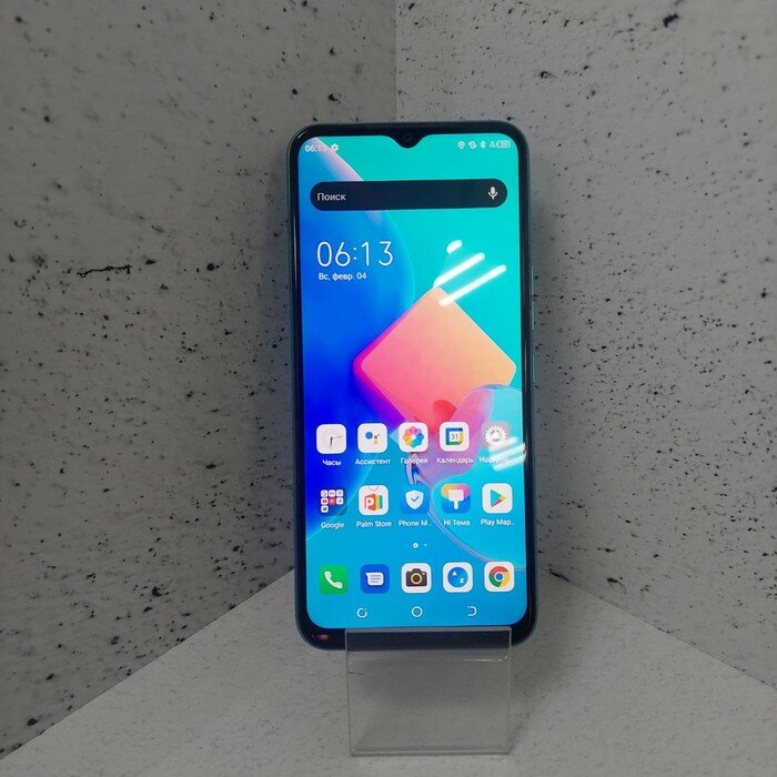 Смартфон Tecno Spark 8C 4/64 Бирюзовый